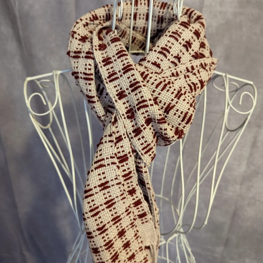 Handwoven Cashmere Scarf in Off White and Maroon